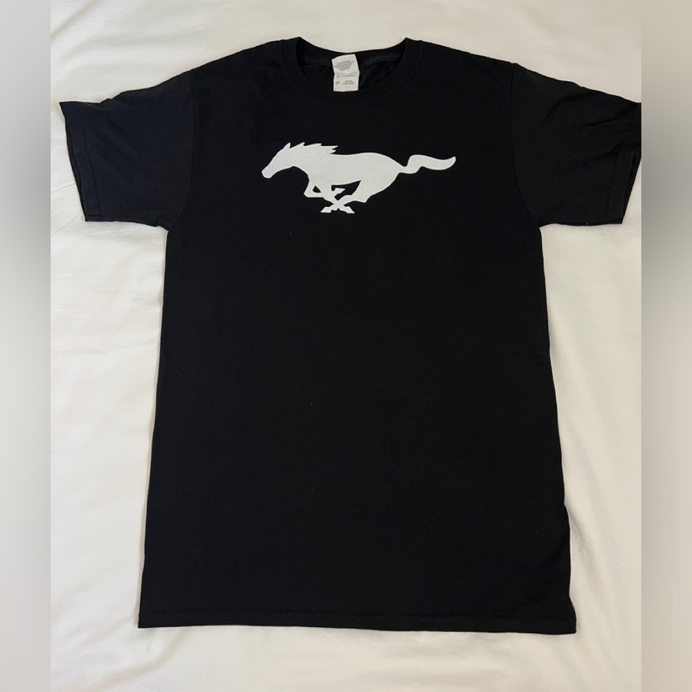 Ford Mustang Black Short Sleeve T-Shirt Size Small